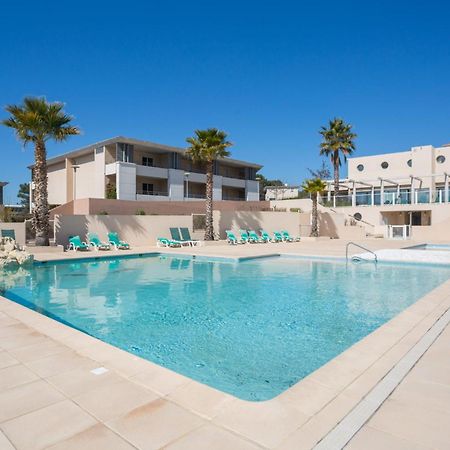 Location D'Un Superbe Appartement Avec Piscine Roquebrune-sur Argens Kültér fotó