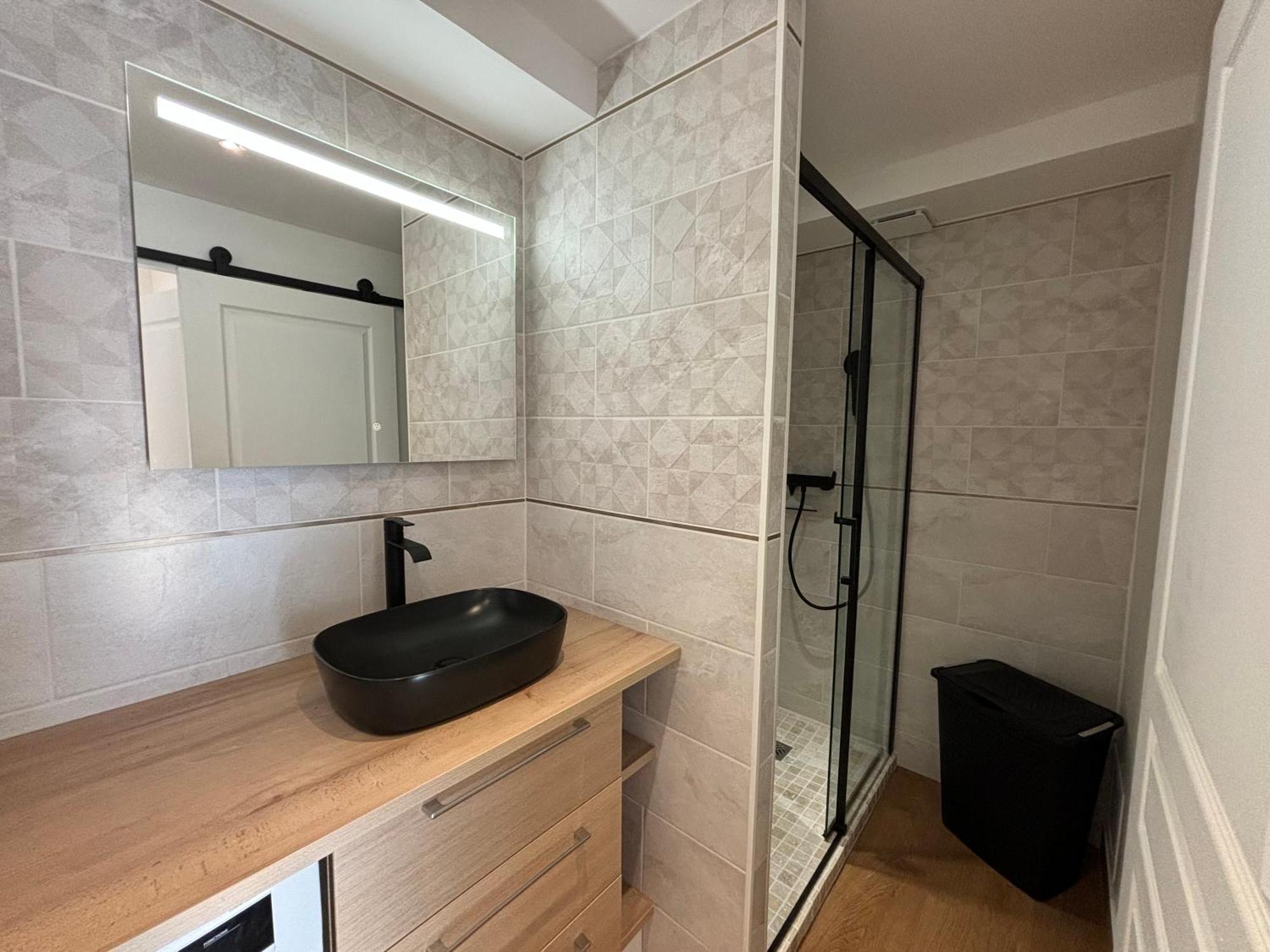 Location D'Un Superbe Appartement Avec Piscine Roquebrune-sur Argens Kültér fotó
