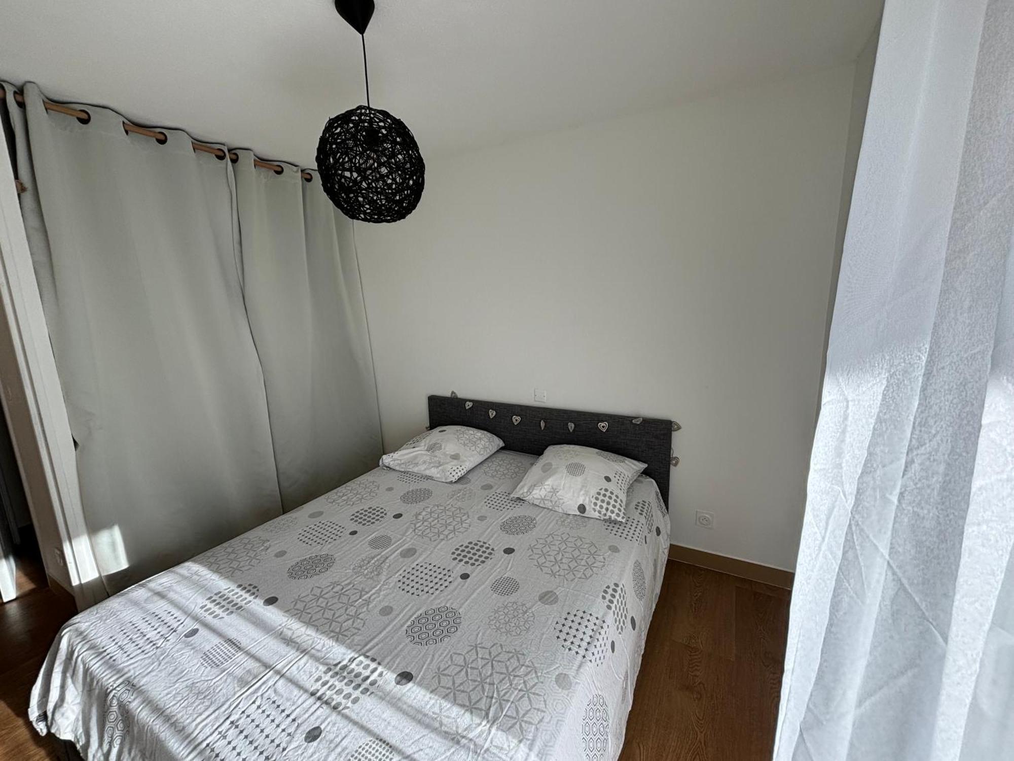 Location D'Un Superbe Appartement Avec Piscine Roquebrune-sur Argens Kültér fotó